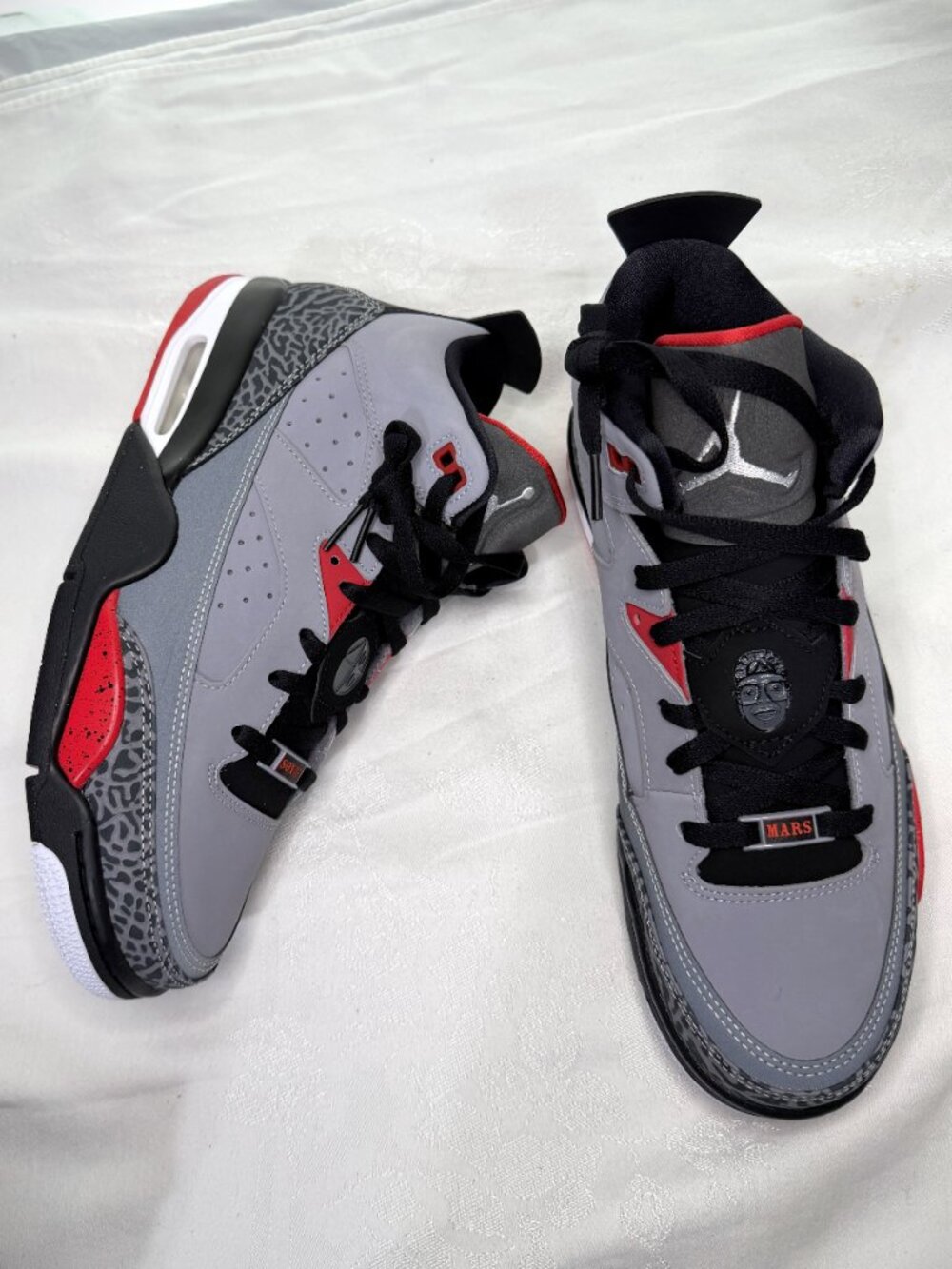 Nike Air Jordan Son of Mars Low Cement Grey/Red/Black 580603-004 Men's size 10